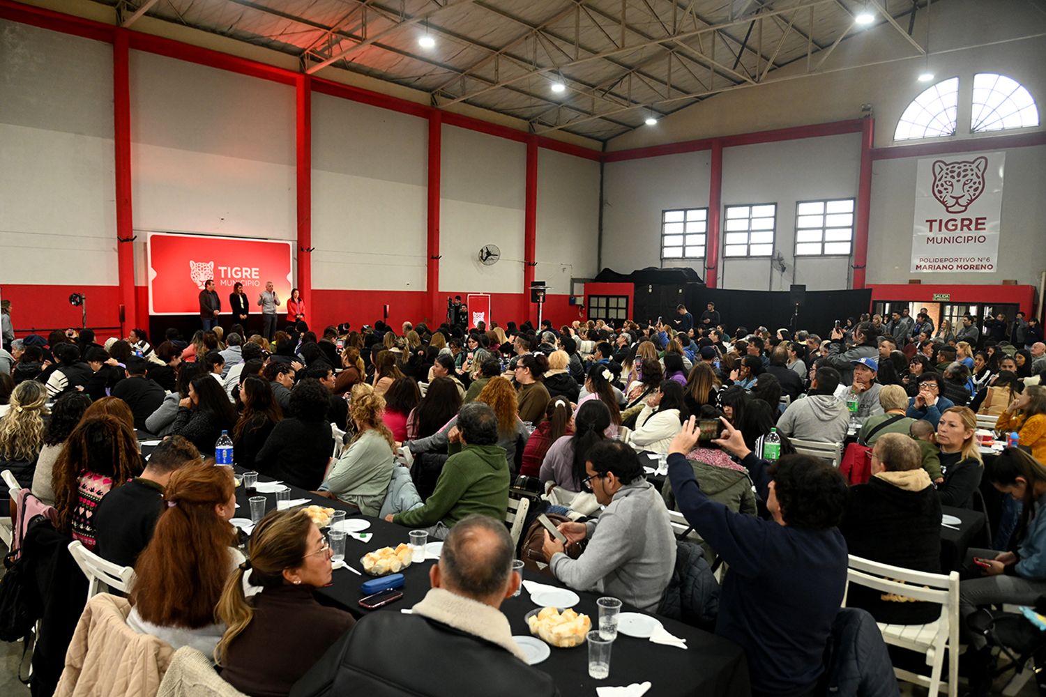 Julio Zamora: “La decisión del Municipio es seguir sosteniendo las políticas sociales en Tigre frente a este difícil contexto”
