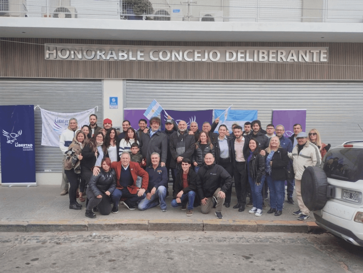 Daniel Mollo participó del Cabildo Abierto por el 25 de Mayo en el HCD de San Martín y habló de inseguridad, gestión y su rol en el Mundial