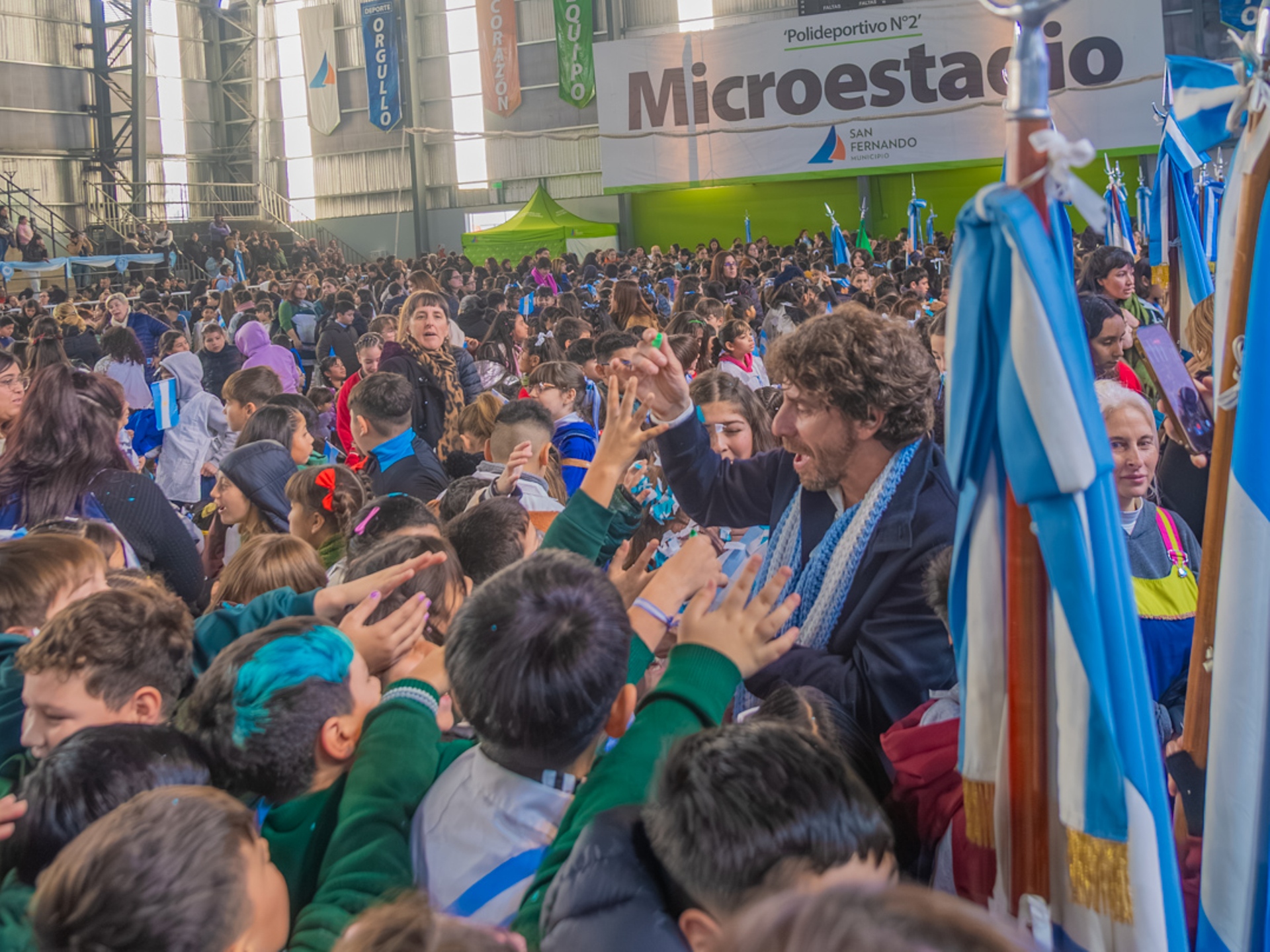Juan Andreotti tomó a miles de chicos su promesa de lealtad a la Bandera