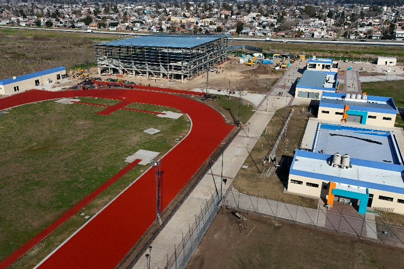 Un nuevo espacio de deporte, recreación e inclusión está llegando: El Mega Polideportivo de Virrey del Pino ya entró a su etapa final