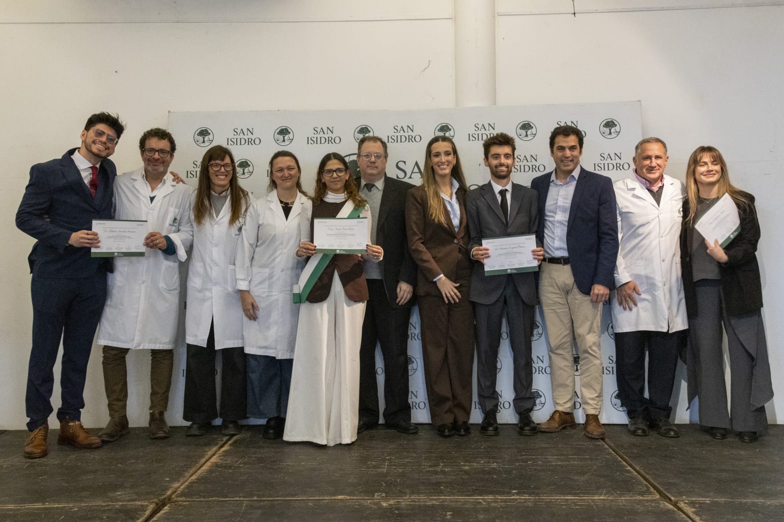 San Isidro reconoció a los 96 nuevos especialistas egresados de sus hospitales municipales