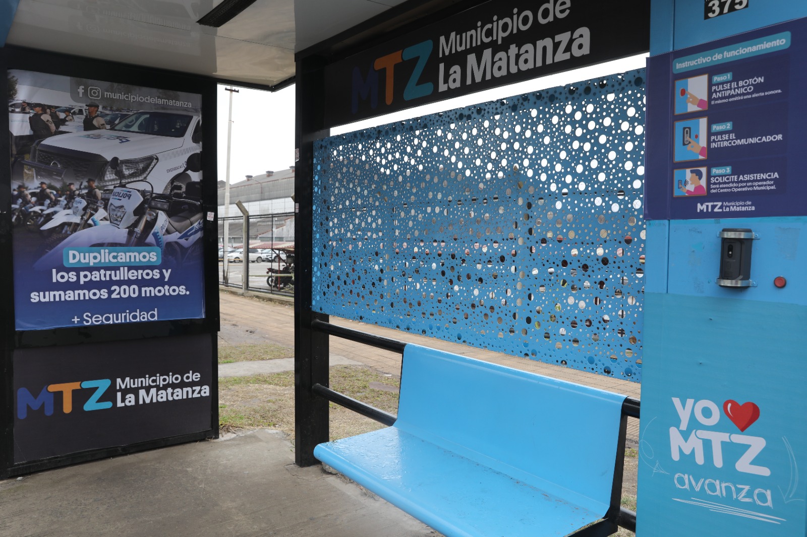Mayor protección en paradas de colectivos para las vecinas y vecinos de La Matanza