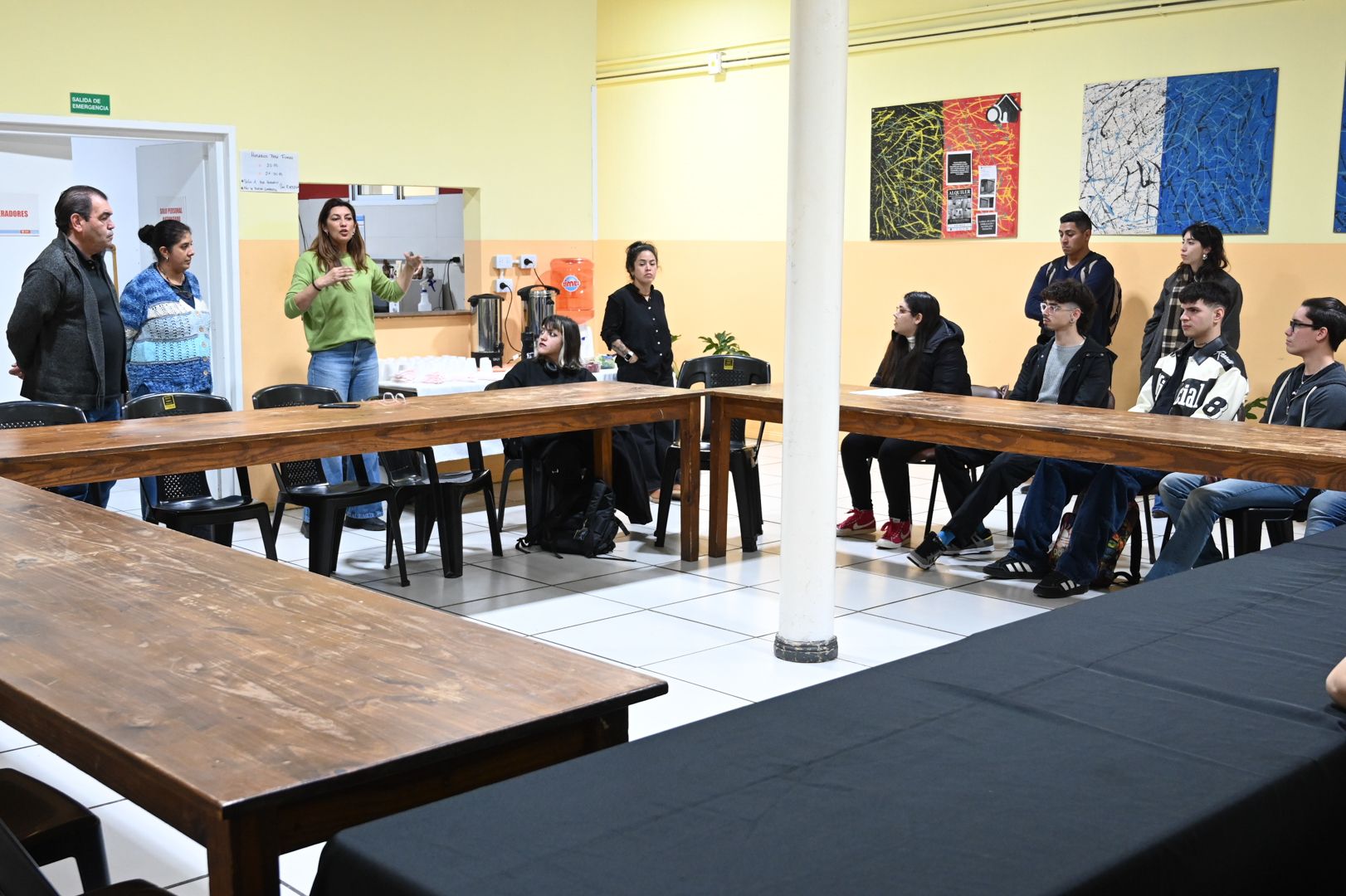 Jóvenes de Tigre encabezaron una jornada de voluntariado en el Refugio Municipal “Mama Antula”