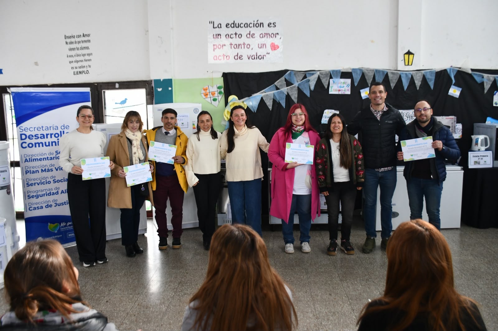 General Rodríguez: Entrega de equipamiento sae para instituciones educativas