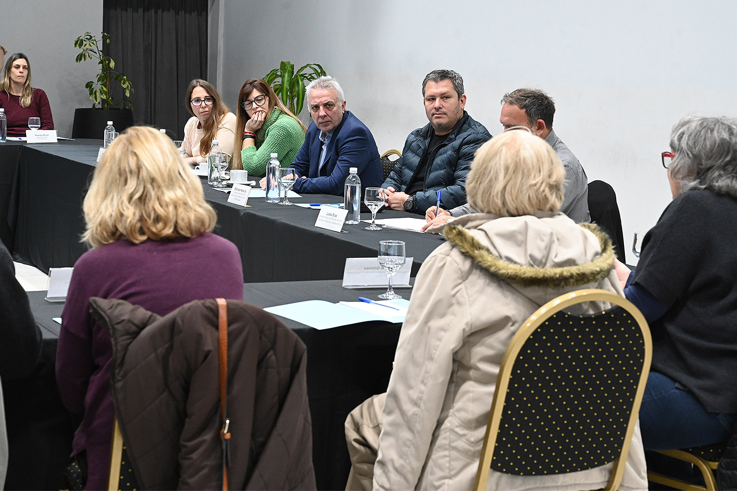 En el SUM del HCD, Julio Zamora acompañó un encuentro de fortalecimiento institucional con entidades