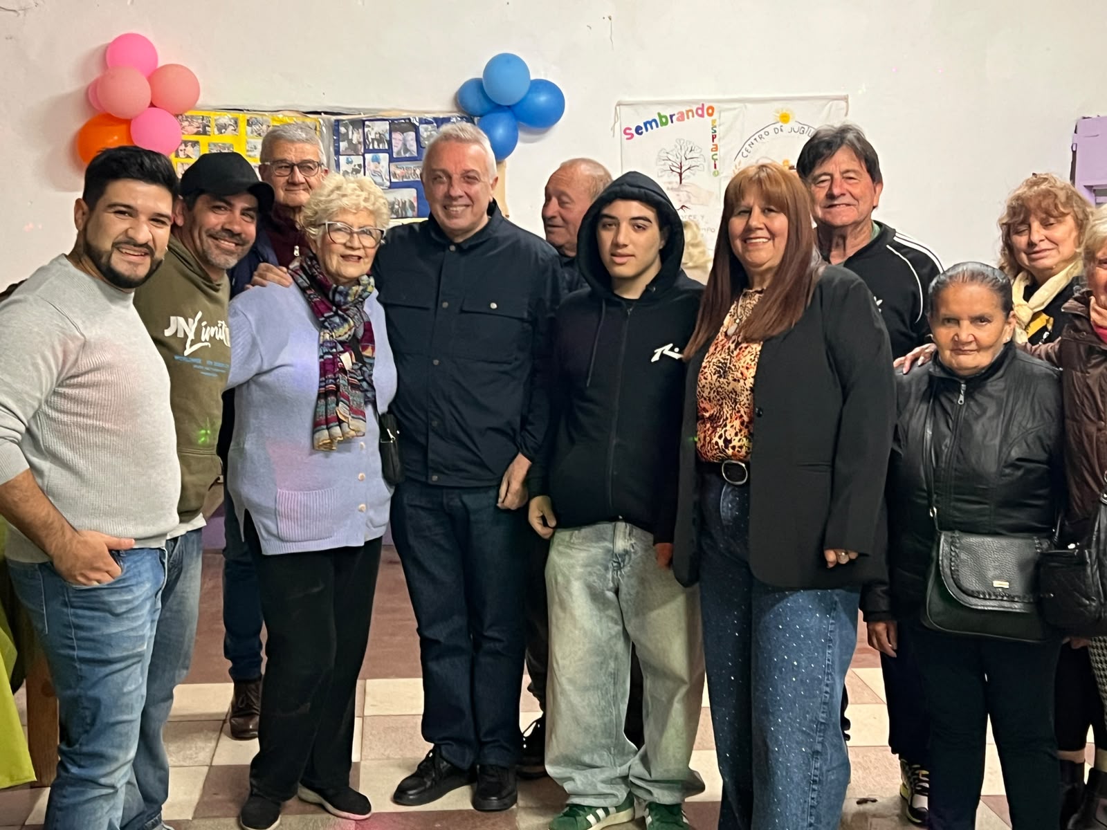 Julio Zamora acompañó el séptimo aniversario del Centro de Jubilados Fortaleza Bancalari
