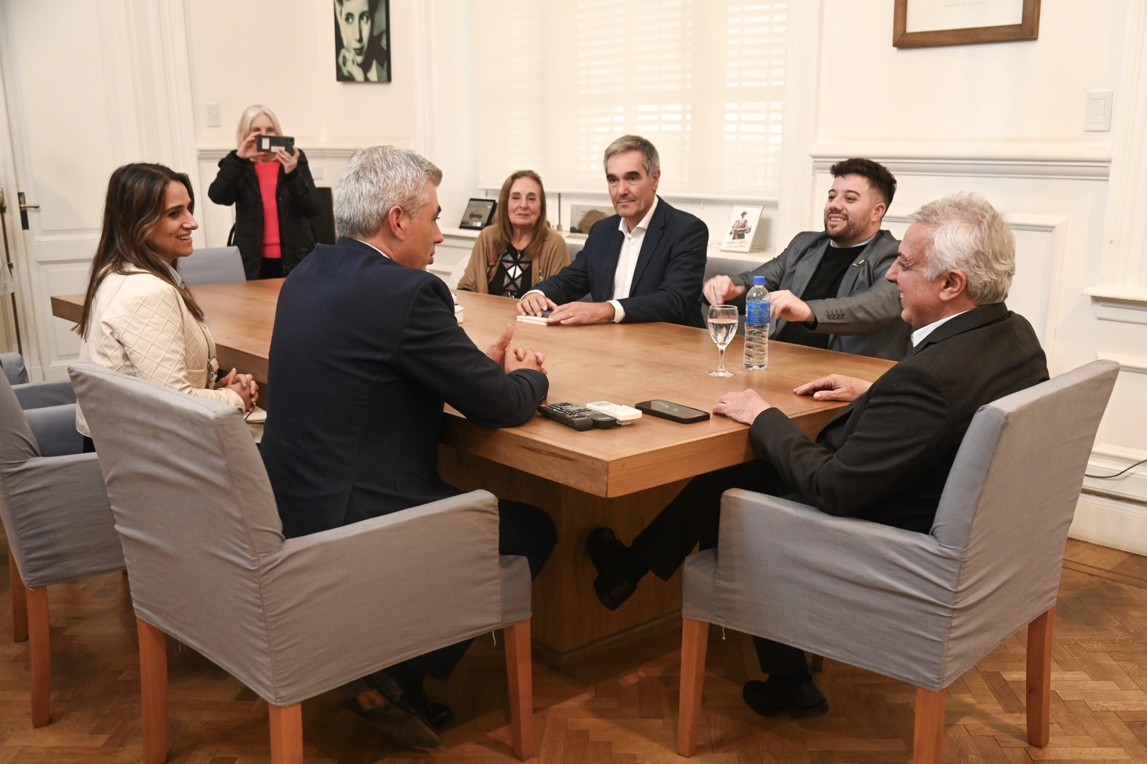 El intendente Julio Zamora recibió a una comitiva de Portugal en Tigre para intercambiar experiencias en turísmo y cultura